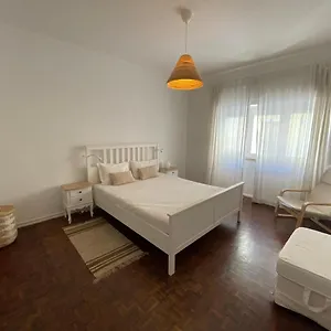 floras-lisbon.hotels-lisbon-portugal.com/